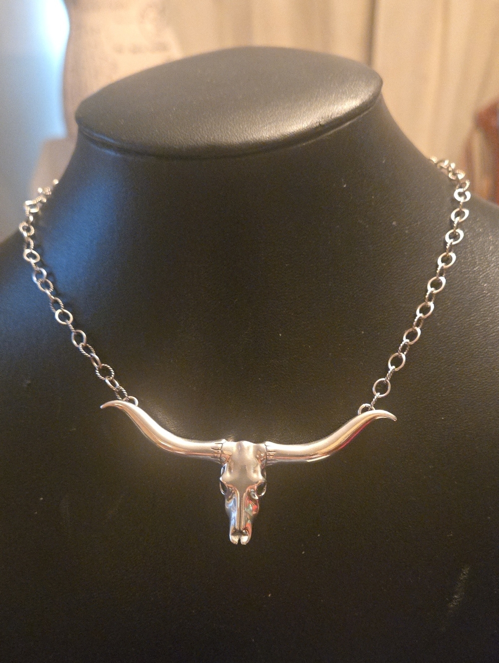 American West Carolyn Pollack Longhorn Bull Skull Necklace 925